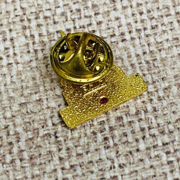 Gold Capital Building With Red Stone Straight Back Pin - Picture 3 of 3